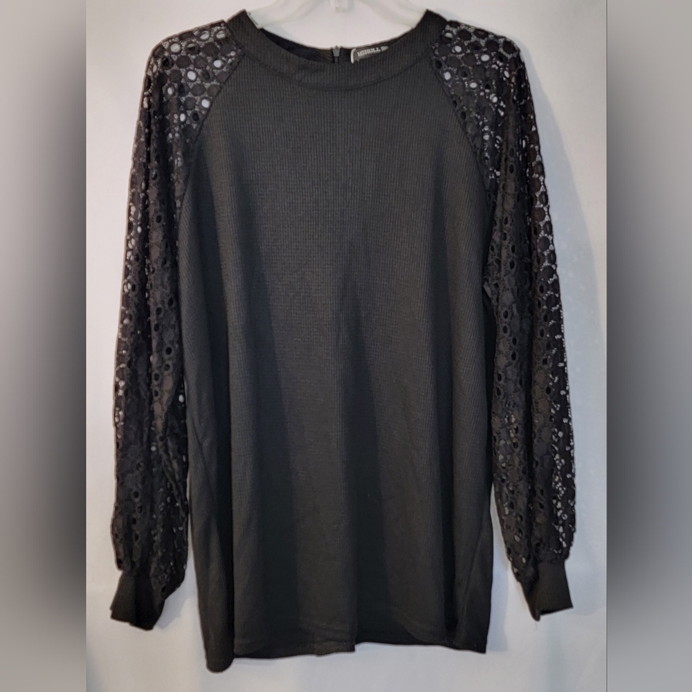 NWT MIHOLL Ribbed & Lace Sleeve Top Size XXL